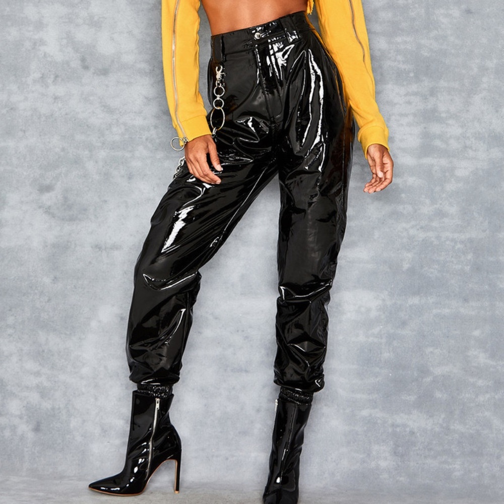 Black patent vinyl trousers with chain NWT